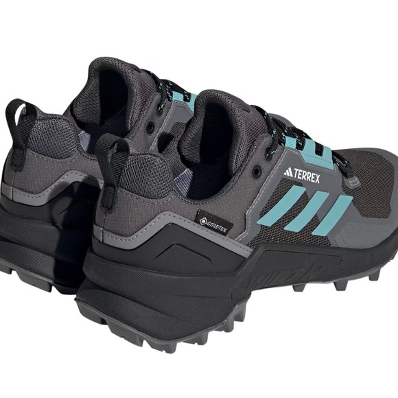 Adidas women’s hiking shoes - Picture 2 of 4